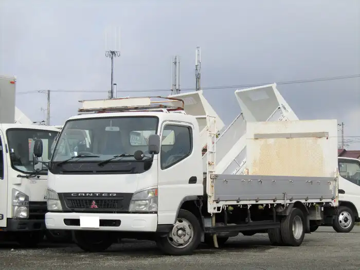 三菱 キャンター 小型 平ボディ パワーゲート 床鉄板 の中古トラック【車両No.126052】
