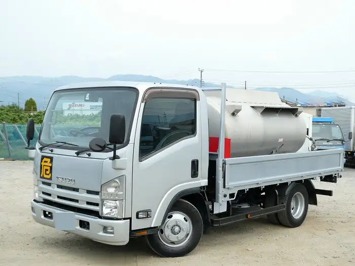 いすゞ エルフ 小型 タンク車 ローリー TKG-NPR85AN の中古トラック【車両No.126645】