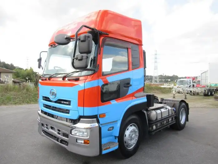 日産UD クオン 大型 トラクター ハイルーフ 1デフ の中古トラック【車両No.126949】
