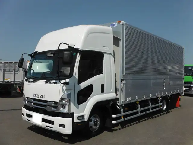 いすゞ フォワード 中型/増トン ウイング エアサス ベッド の中古トラック【車両No.126699】