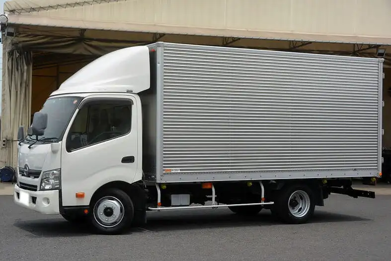日野 デュトロ 小型 アルミバン 3枚観音 TKG-XZC710M の中古トラック【車両No.127269】