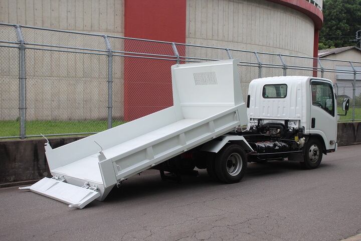 いすゞ エルフ 小型 ダンプ セミロング BDG-NMR85N - 中古トラック車両詳細 | 中古トラック販売のトラック流通センター