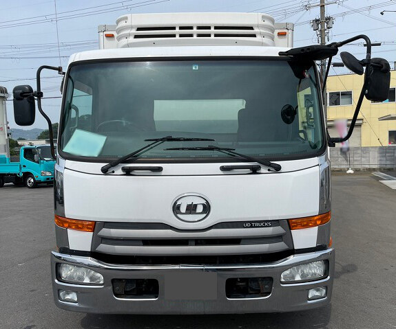 日産 UDトラックス フレンズコンドル メッキ コーナーパネル 【H16.12～】 - トラック、ダンプ、建設機械