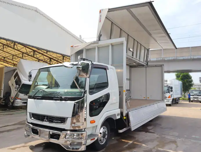 三菱 ファイター 中型/増トン ウイング ベッド 2KG-FK61F の中古トラック【車両No.127772】