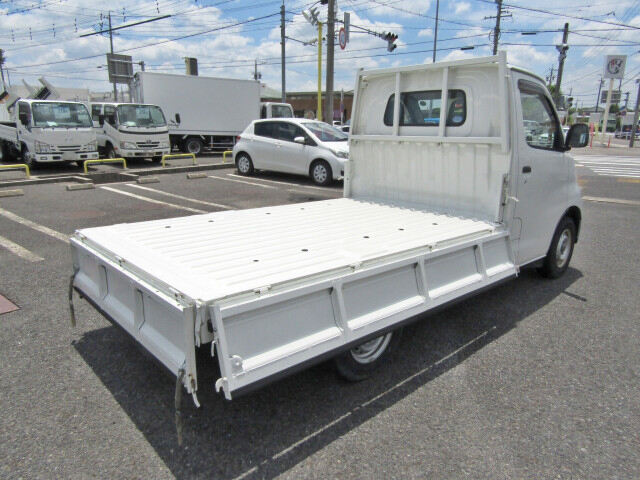 トヨタ ライトエース 小型 平ボディ 床鉄板 S402U｜画像4