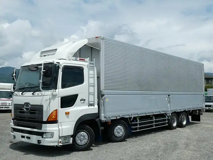 日野 プロフィア 大型 ウイング エアサス ベッド の中古トラック【車両No.128730】