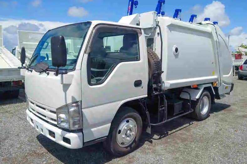 いすゞ エルフ 小型 パッカー車 プレス式 BKG-NKR85AN の中古トラック【車両No.129105】