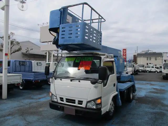 いすゞ エルフ 小型 高所・建柱車 高所作業車 PB-NKR81N の中古トラック【車両No.123898】
