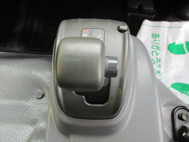 いすゞ エルフ 小型 アルミバン ボトルカー サイドドア｜画像14