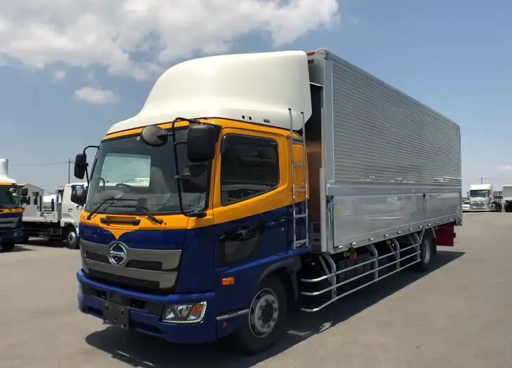 日野 レンジャー 中型/増トン ウイング エアサス ベッド の中古トラック【車両No.129651】