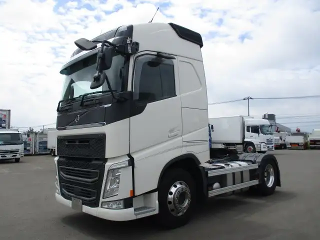 ボルボ トラック 大型 トラクター エアサス ベッド の中古トラック【車両No.129990】