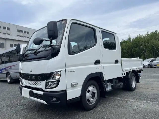 三菱 キャンター 小型 平ボディ Wキャブ 2RG-FBA20 の中古トラック【車両No.129821】