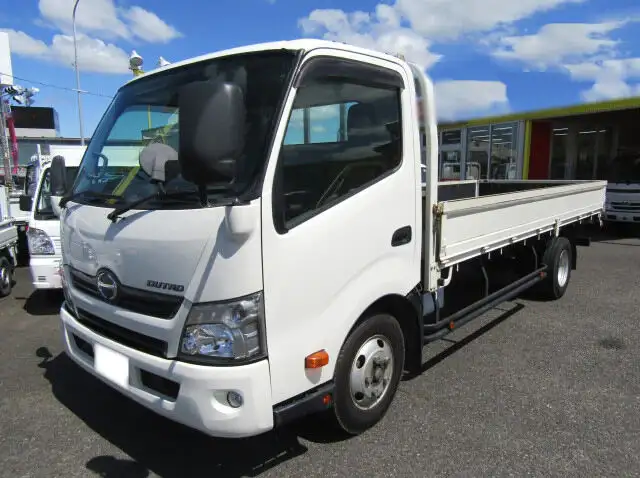 日野 デュトロ 小型 平ボディ XZU720 H27 の中古トラック【車両No.130009】