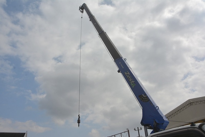 日野 デュトロ 小型 クレーン付き(ユニック) 床鉄板 4段｜画像5