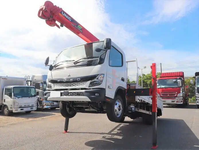 三菱 キャンター 小型 車両重機運搬 ラジコン フックイン の中古トラック【車両No.130668】