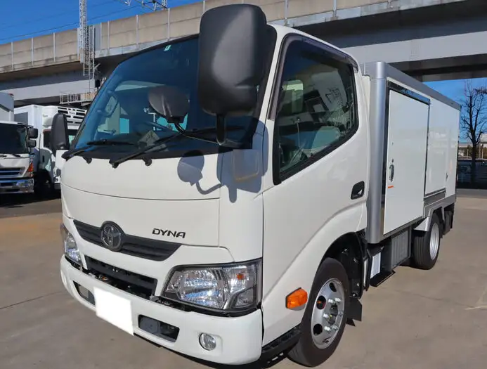 トヨタ ダイナ 小型 冷凍冷蔵 中温 床ステン の中古トラック【車両No.130917】