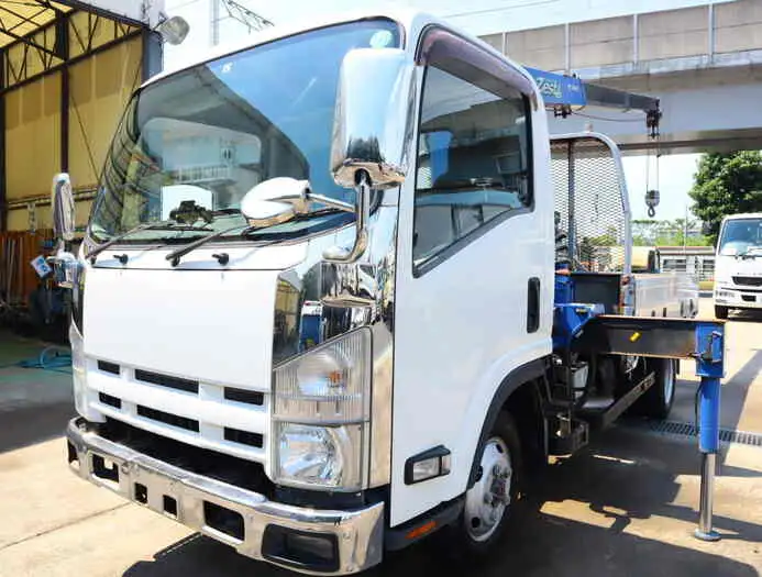 いすゞ エルフ 小型 クレーン付 アルミブロック 3段 の中古トラック【車両No.130897】