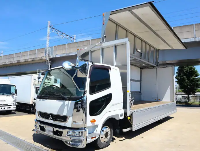 三菱 ファイター 中型/増トン ウイング ベッド 2KG-FK61F の中古トラック【車両No.130569】