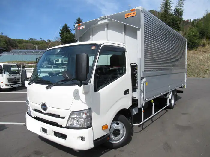 日野 デュトロ 小型 ウイング 2RG-XZU722M R4 の中古トラック【車両No.131360】