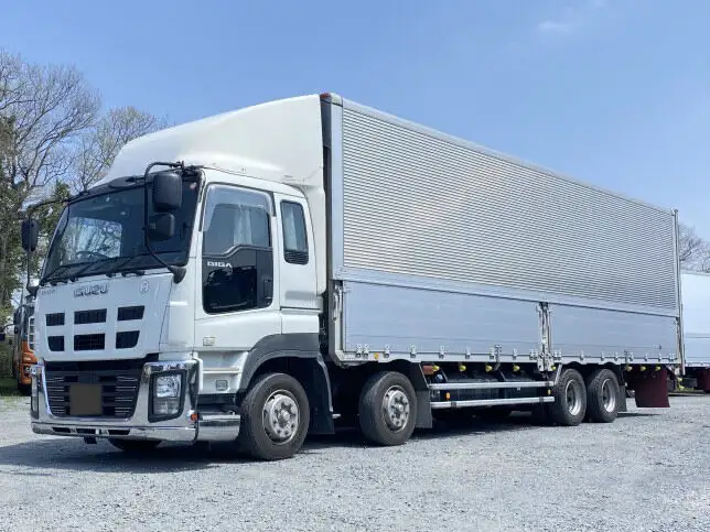 いすゞ ギガ 大型 ウイング エアサス ベッド の中古トラック【車両No.131287】