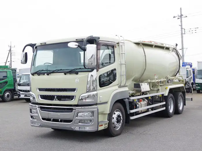三菱 スーパーグレート 大型 タンク車 バルク QKG-FU50VY の中古トラック【車両No.131585】