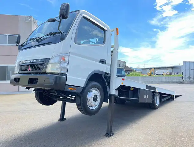 三菱 キャンター 小型 車両重機運搬 ラジコン ウインチ の中古トラック【車両No.131614】
