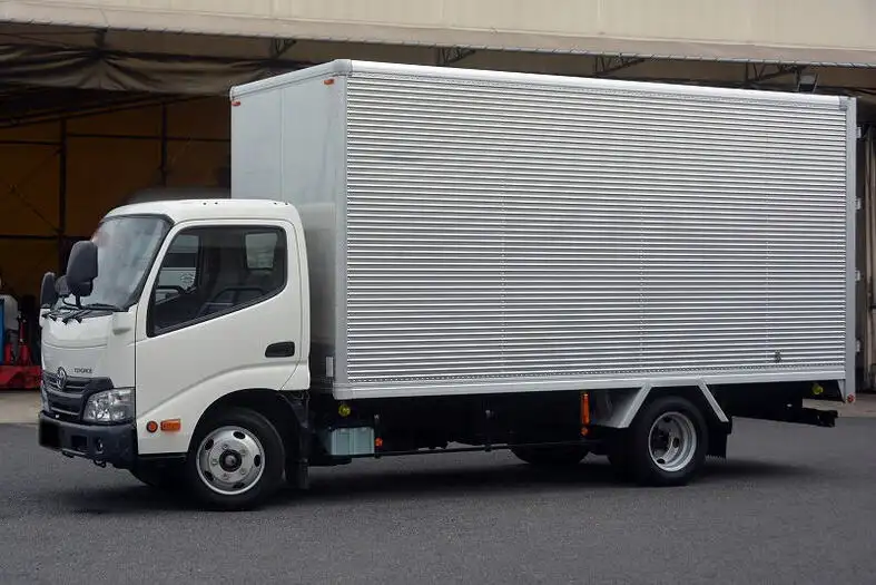 トヨタ トヨエース 小型 アルミバン TKG-XZU655 H29 の中古トラック【車両No.131852】
