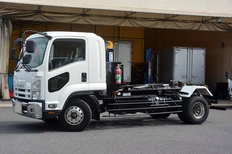 いすゞ フォワード 中型/増トン アームロール ツインホイスト ベッド の中古トラック【車両No.131845】