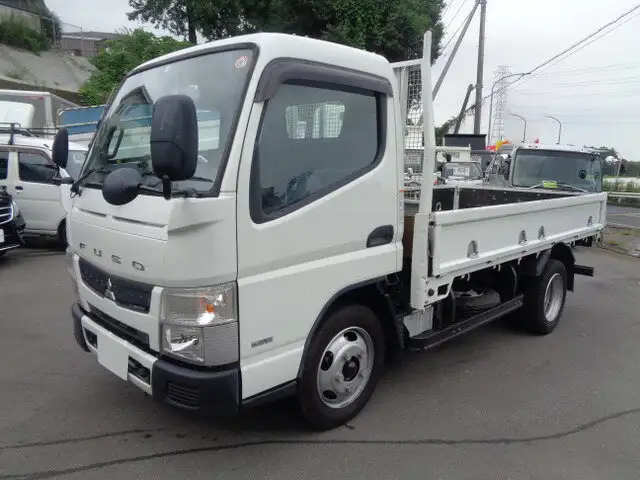 三菱 キャンター 小型 平ボディ TKG-FEA50 H27 の中古トラック【車両No.131999】