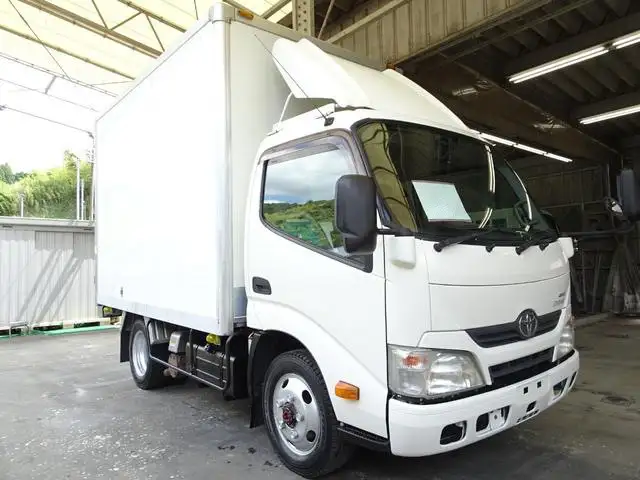 トヨタ ダイナ 小型 アルミバン 3枚観音 TKG-XZU675 の中古トラック【車両No.132139】
