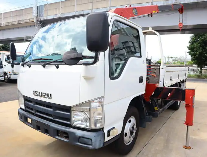 いすゞ エルフ 小型 クレーン付 3段 ラジコン の中古トラック【車両No.132160】