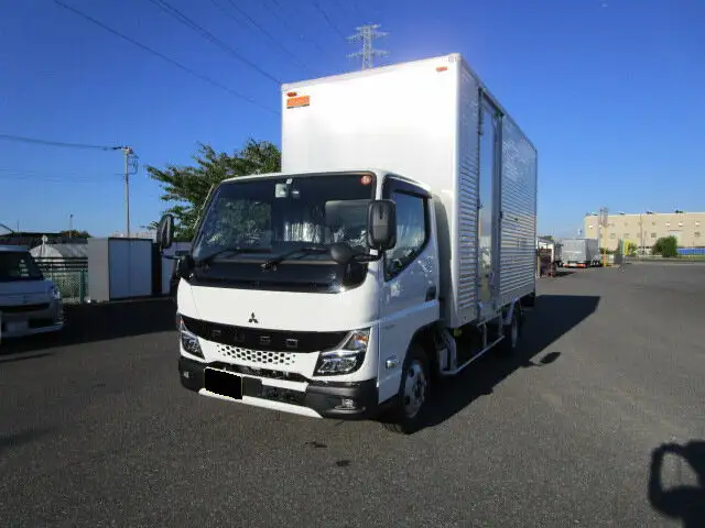三菱 キャンター 小型 アルミバン パワーゲート サイドドア の中古トラック【車両No.132388】