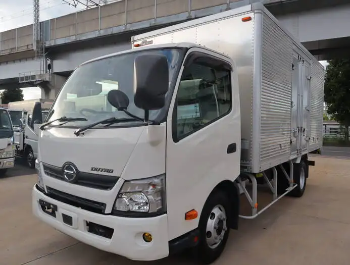 日野 デュトロ 小型 アルミバン サイドドア 3枚観音 の中古トラック【車両No.132677】
