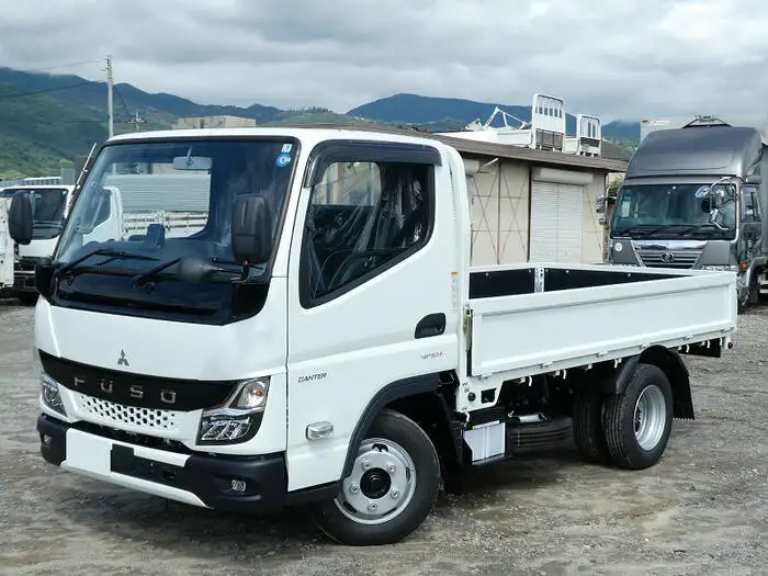 三菱 キャンター 小型 平ボディ 2RG-FBA20 R4 の中古トラック【車両No.132906】
