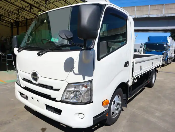日野 デュトロ 小型 平ボディ 床鉄板 2RG-XZC710M の中古トラック【車両No.133297】