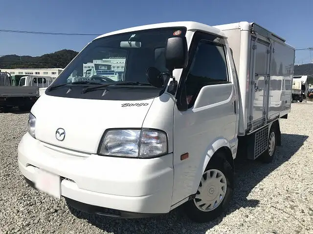 マツダ ボンゴ 小型 冷凍冷蔵 低温 床アルミ の中古トラック【車両No.133636】