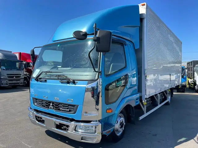 三菱 ファイター 中型/増トン ウイング エアサス ベッド の中古トラック【車両No.133520】