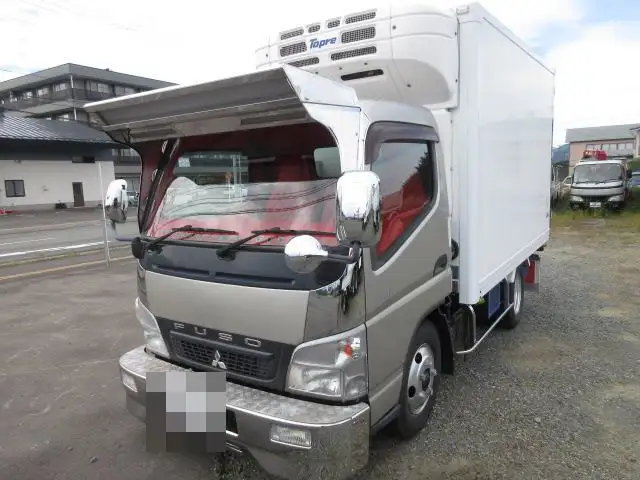 三菱 キャンター 小型 冷凍冷蔵 中温 3枚観音 の中古トラック【車両No.133714】