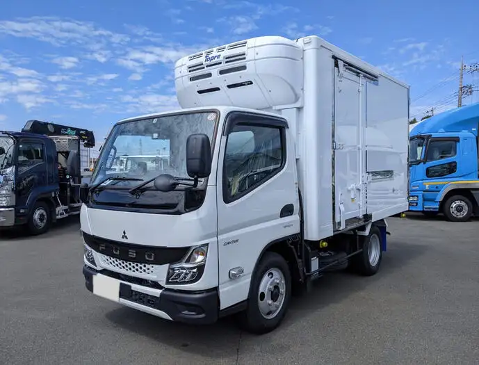三菱 キャンター 小型 冷凍冷蔵 低温 床ステン の中古トラック【車両No.134329】