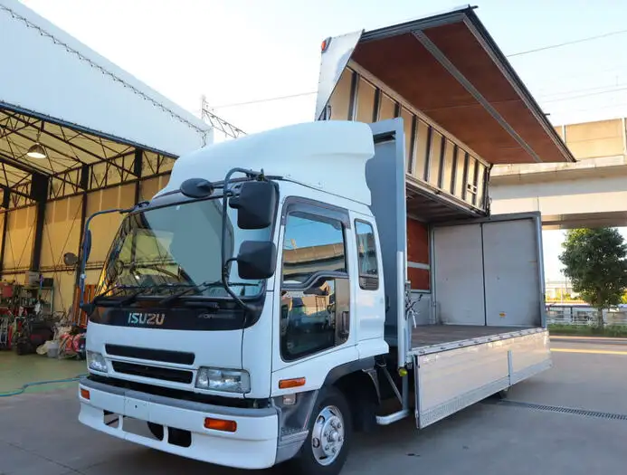 いすゞ フォワード 中型/増トン ウイング PB-FRR35L3 H16 の中古トラック【車両No.134512】