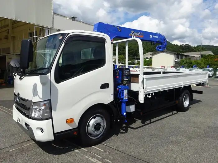 日野 デュトロ 小型 クレーン付 4段 ラジコン の中古トラック【車両No.135160】