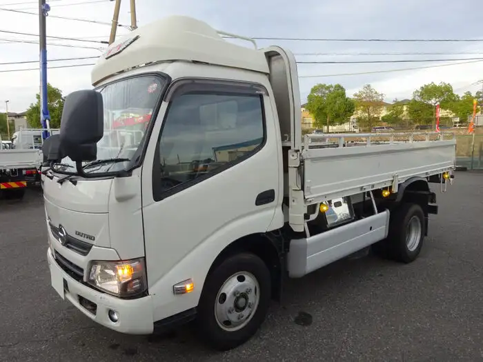 日野 デュトロ 小型 平ボディ 床鉄板 TKG-XZU640M の中古トラック【車両No.135167】