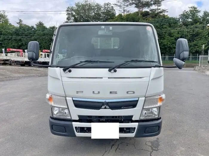 三菱 キャンター 小型 平ボディ TPG-FBA20 H29 の中古トラック【車両No.132341】