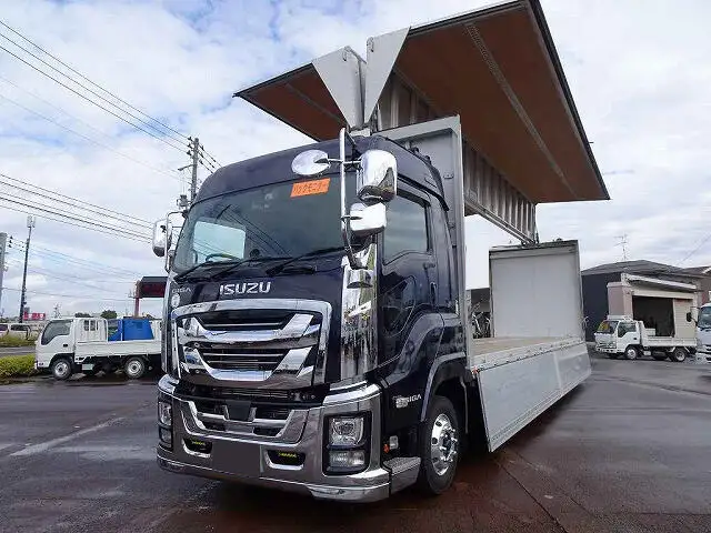 いすゞ ギガ 大型 ウイング ハイルーフ エアサス の中古トラック【車両No.135416】