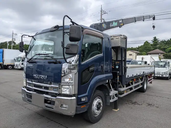 いすゞ フォワード 中型/増トン クレーン付 5段 ラジコン の中古トラック【車両No.135523】