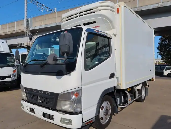 三菱 キャンター 小型 冷凍冷蔵 低温 キーストン の中古トラック【車両No.135626】