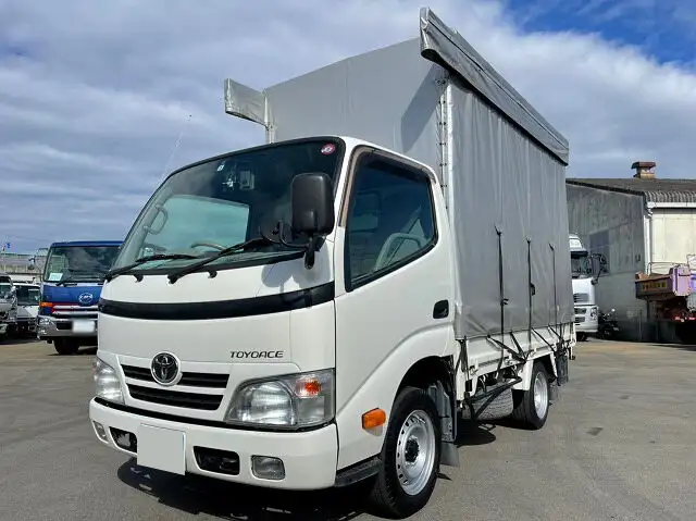 トヨタ トヨエース 小型 平ボディ 幌 ABF-TRY220 の中古トラック【車両No.135568】