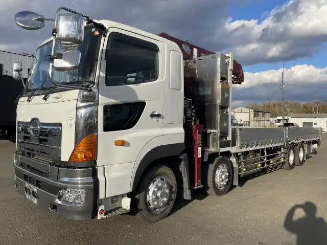 日野 プロフィア 大型 クレーン付 エアサス 5段 の中古トラック【車両No.135944】
