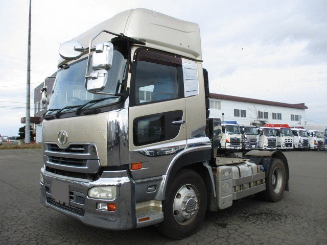 日産UD クオン 大型 トラクター ハイルーフ 1デフ の中古トラック【車両No.136157】