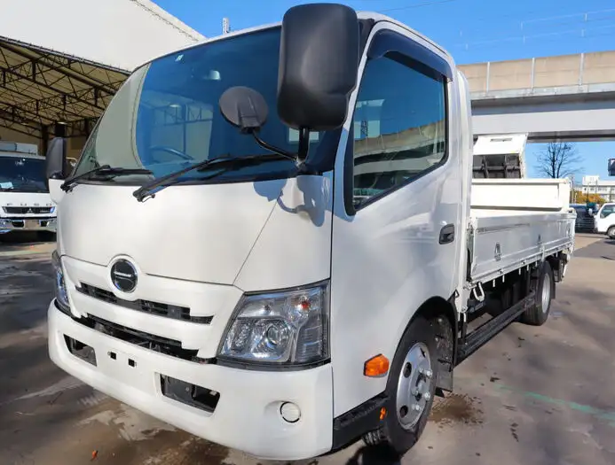 日野 デュトロ 小型 平ボディ パワーゲート 床鉄板 の中古トラック【車両No.136075】